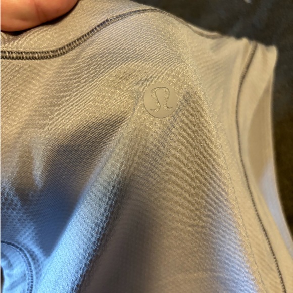 Lululemon open back cropped tank 6 - Picture 3 of 8